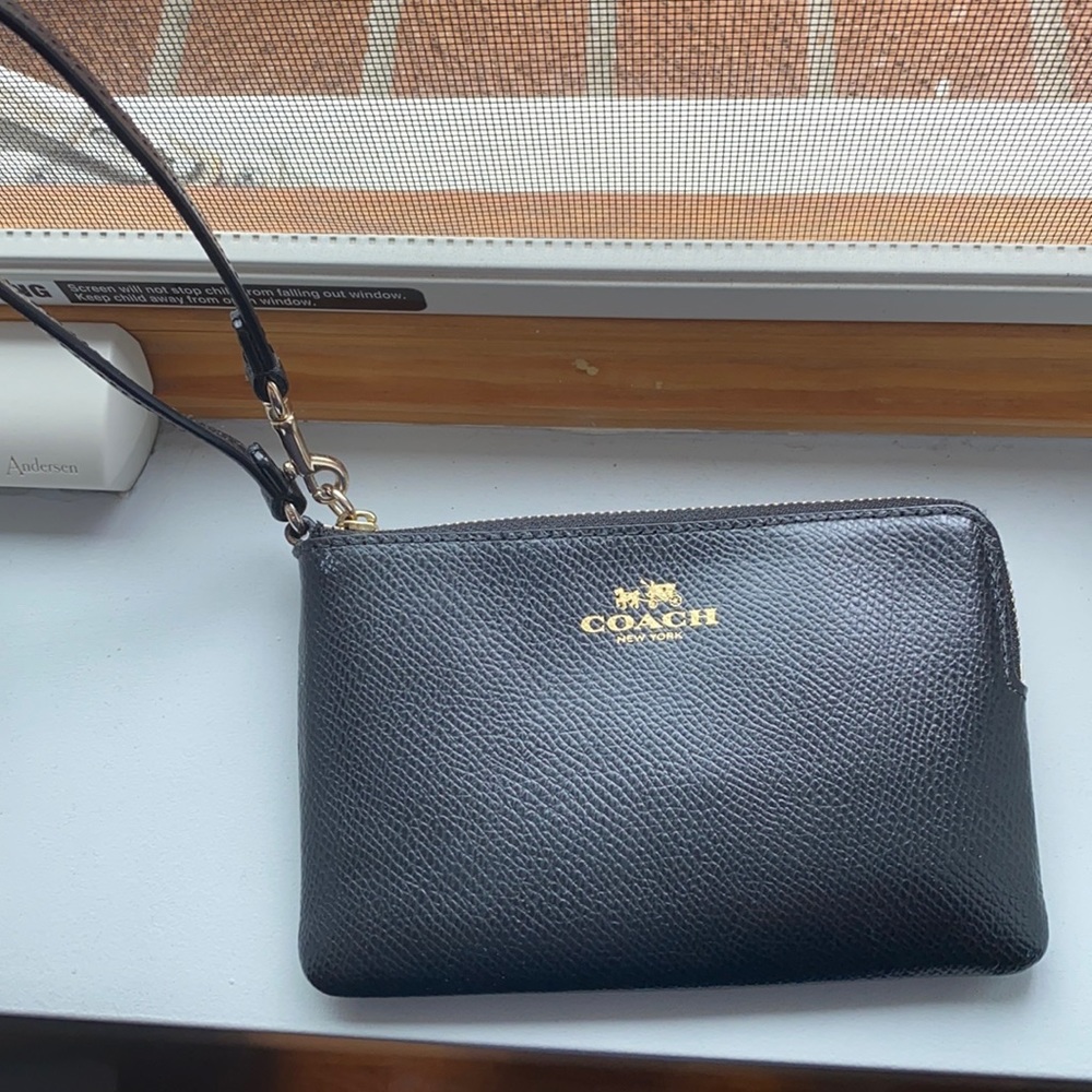 LEATHER BLACK COACH WRISTLET